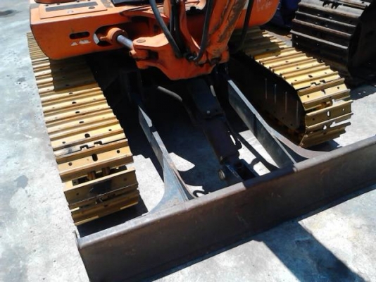 ขายรถแมคโคร HITACHI EX 30 พร้อมหัวกระแทก ขายรถแมคโคร HITACHI EX 30 พร้อมหัวกระแทก