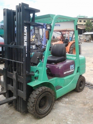 ขายรถ โฟร์คลิฟท์ MITSUBISHI FD 25-18B