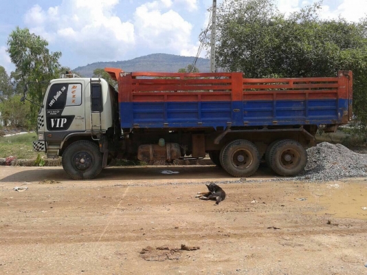 ขาย HINO FM3M เครื่องดี M10C 240 แรงม้า เกียร์เดิม คัสซีสวยตลอดเส้น ยางดี ทะเบียนพร้อมโอนครับ