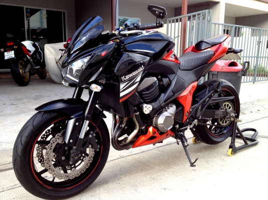 ขาย Kawasaki Z800 โฉมปี2014 ท่อสูตรซิ่ง ราคา319000บาท รับเทริ์น จัดไฟแนนท์