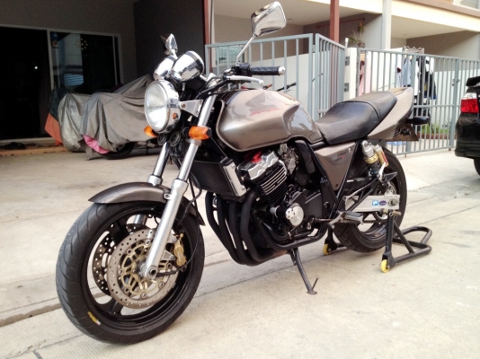 ขาย CB400 SF ปี98 เวอชั่นS สวยๆ อินวอย สรรพสามิตแท้ ราคา 69000 บาท