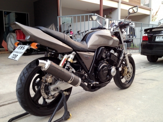 ขาย CB400 SF ปี98 เวอชั่นS สวยๆ อินวอย สรรพสามิตแท้ ราคา 69000 บาท