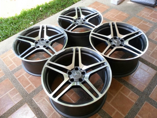 ล้อ AMG ขอบ19 หน้า 8.5 หลัง 9.5 สภาพใหม่มาก ล้อ AMG ขอบ19 หน้า 8.5 หลัง 9.5 สภาพใหม่มาก