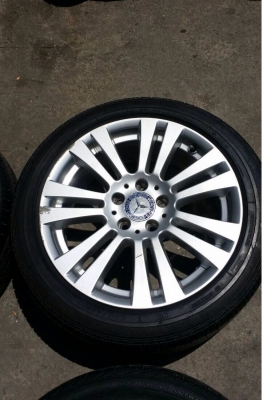 ล้อ BENZ ขอบ17 กว้าง7.5นิ้ว off +47 พร้อมยาง Goodyear 225 45 17 ดอกเยอะ