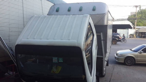 สี่ล้อ อีซุชุ NKR110 ประกอบป้ายเล็ก สภาพดีพร้อมใช้งาน ทะเบียนพร้อมโอน