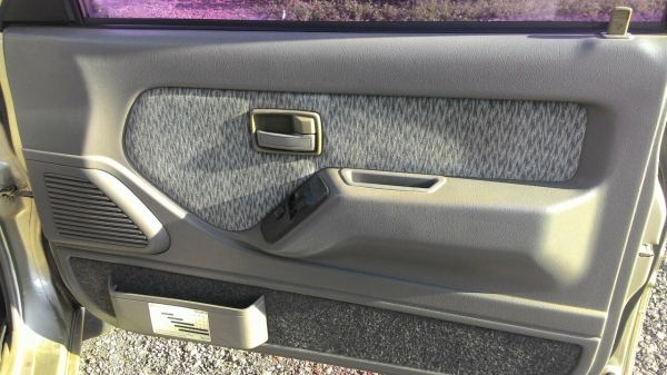 มาแล้ว  ISUZU DARGON EYE สภาพนางฟ้า ราคาติดดิน เครื่องดี แคชซีสวย แอร์หนาว ช่วงล่างหนึบ ภายใน ภายนอก สวยสะอาด รถบางเดิมทั้งคัน รถพร้อมใช้