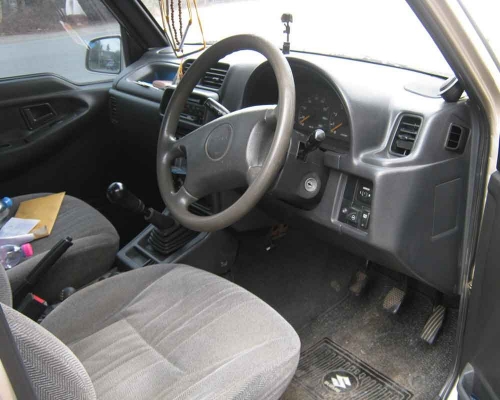 ขาย Suzuki Vitara 1.6 ครับ ขาย Suzuki Vitara 1.6 ครับ