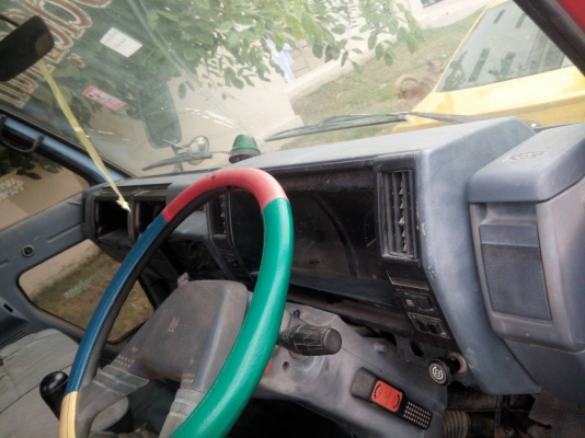 ขายด่วนรถ6ล้อติดเครน2.5ตัน2ปอก3ชักTADANOเครือง120แรง