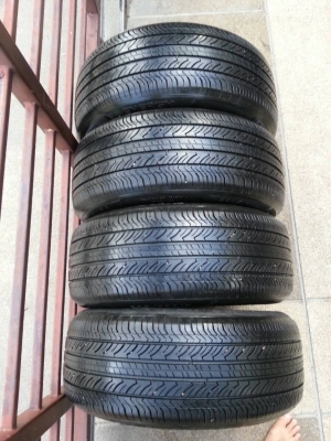 ยาง Michelin 225 50 17 กลางปี11 ดอกเยอะ ราคาไม่แพง