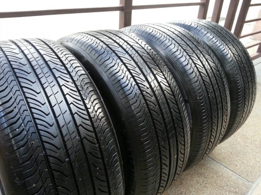 ยาง Michelin 225 50 17 กลางปี11 ดอกเยอะ ราคาไม่แพง