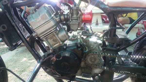 ขาย โครงสร้างเครื่องโซ125 สภาพหล่อๆ มีเล่มทะเบียน รถพร้อมใช้งาน ค่าตัว 14000 บาท