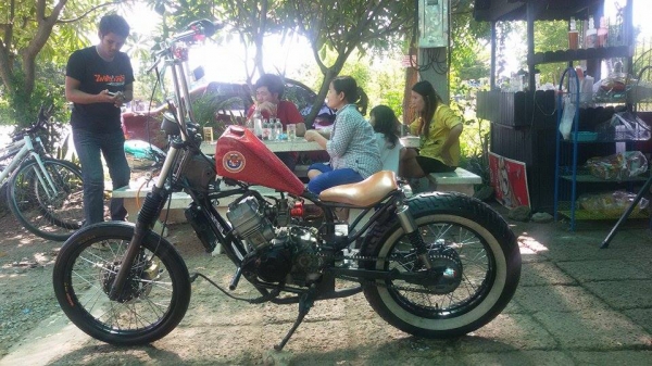 ขาย โครงสร้างเครื่องโซ125 สภาพหล่อๆ มีเล่มทะเบียน รถพร้อมใช้งาน ค่าตัว 14000 บาท