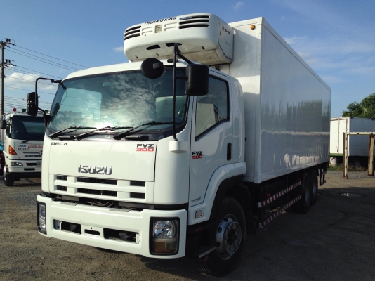 รถตู้เย็น10ล้อISUZU รถตู้เย็น10ล้อISUZU