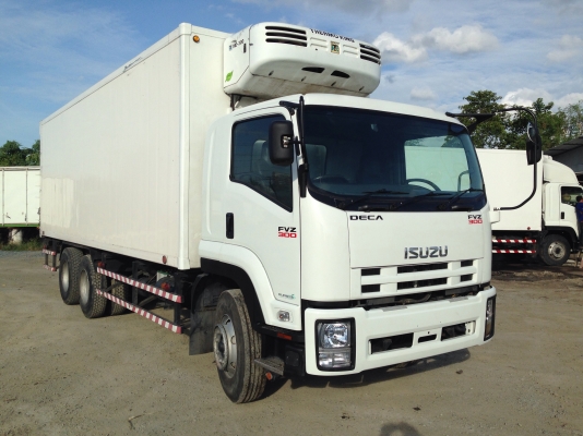 รถตู้เย็น10ล้อISUZU รถตู้เย็น10ล้อISUZU