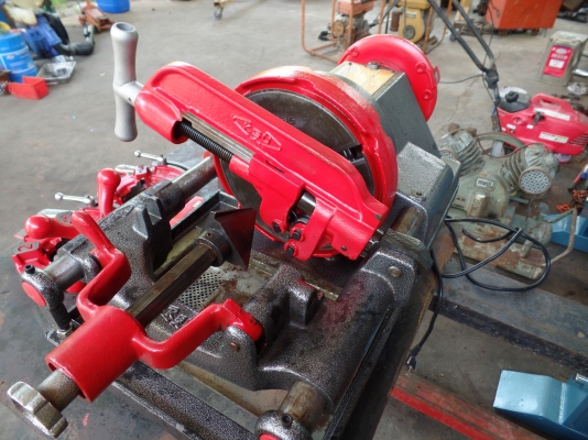 ลดราคาครับ  เครื่องทำเกลียวท่อ KSU N80  "AIII"