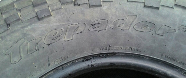 ขายยาง MAXXIS Trepador 8060 35R16