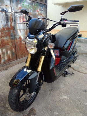 Zoomer X ล้อแม็ก ตัวท็อป COMBI BRAKE สวยๆครับ