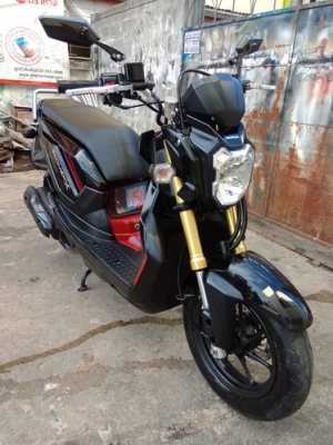 Zoomer X ล้อแม็ก ตัวท็อป COMBI BRAKE สวยๆครับ