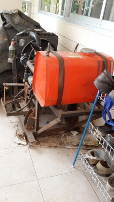 เครื่องสูบน้ำและท่ออลูมิเนียม