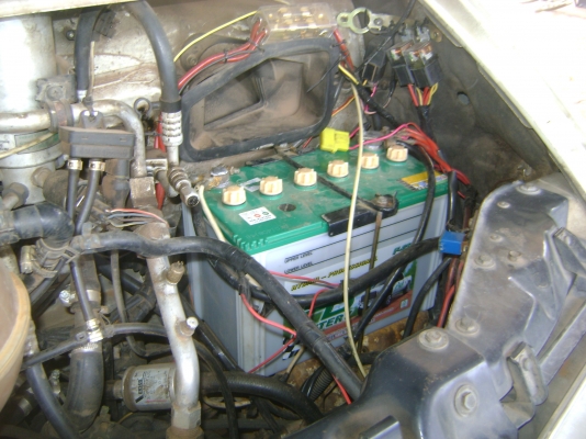 โฟล์ค CARAVELLE  ติดแก็สแล้ว ( รถหลวงสภาพเยี่ยม ) ราคา   220,000  บาท