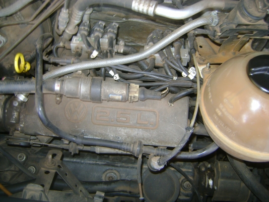 โฟล์ค CARAVELLE  ติดแก็สแล้ว ( รถหลวงสภาพเยี่ยม ) ราคา   220,000  บาท