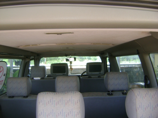 โฟล์ค CARAVELLE  ติดแก็สแล้ว ( รถหลวงสภาพเยี่ยม ) ราคา   220,000  บาท