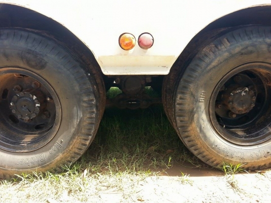 ขายเทรลเลอร์2เพลา เครื่อง168แรง EH700 แคชซีสวยFN527M-A ยาง825ขอบ16 สภาพพร้อมใช้งาน เอกสารพร้อมโอน สนใจโทร 090-8588220คุณนะ 093-3258446คุณบิว ID:narong498 หรือเข้าดูสินค้าอื่นๆได้ที่ www.truck.in.th/498 หรือเพจFacebook ณรงค์ ซื้อขายรถมือสอง (เว็บไซต์ส่วนตั