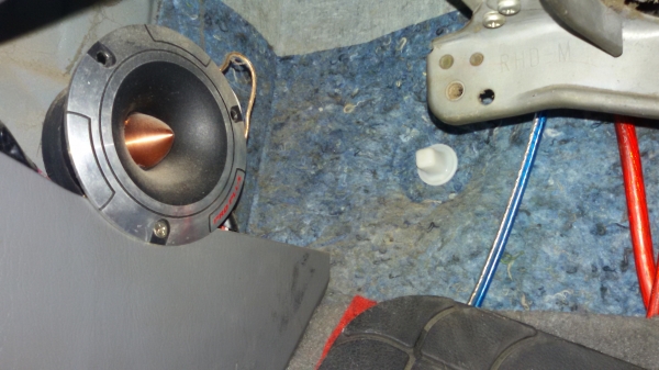 ขายเครื่องเสียงยกชุดใส่วีโก้แค็ป ขายเครื่องเสียงยกชุดใส่วีโก้แค็ป