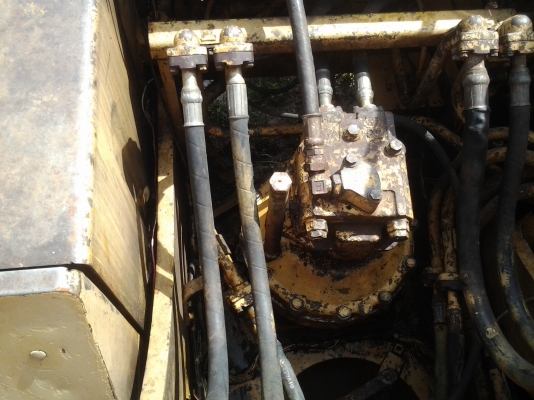 ขายแบคโฮkomutsu pc200-3 ขายแบคโฮkomutsu pc200-3