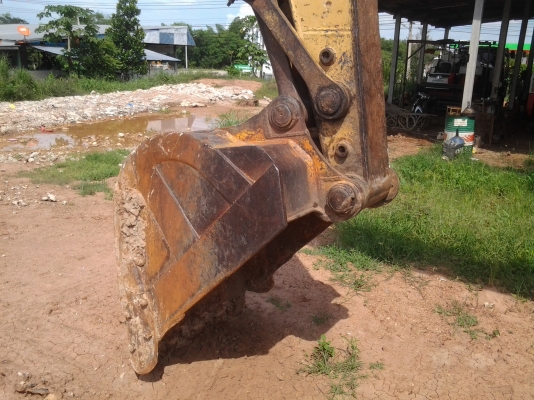 ขายแบคโฮkomutsu pc200-3 ขายแบคโฮkomutsu pc200-3