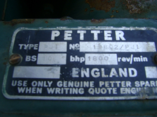 เครื่อง PETTER   ( ประมูล ยังไม่เช็คเครื่อง  )  ราคา  15,000  บาท