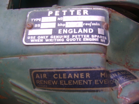 เครื่อง PETTER   ( ประมูล ยังไม่เช็คเครื่อง  )  ราคา  15,000  บาท