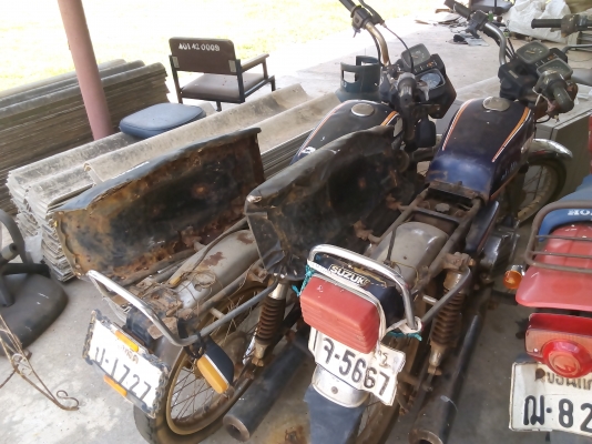 ขาย  มอเตอร์ไซค์เหมา3คัน