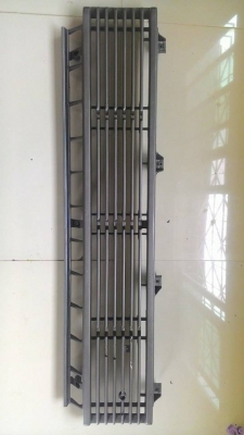 กระจังหน้า Toyota ln30 ของใหม่ หนา หนัก