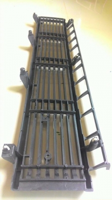 กระจังหน้า Toyota ln30 ของใหม่ หนา หนัก