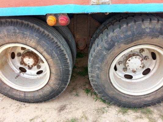 ขายหัวยาว2เพลา 175แรง พ.เพาเวอร์ มีสโล เกียร์ร็อก6เกียร์ ยางดี สภาพพร้อมใช้งาน เอกสารพร้อมโอน สนใจโทร 090-8588220คุณนะ 093-3258446คุณบิว ID:narong498 หรือเข้าดูสินค้าอื่นๆได้ที่ www.truck.in.th/498 หรือเพจFacebook ณรงค์ ซื้อขายรถมือสอง (เว็บไซต์ส่วนตัว) ห