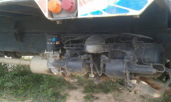 HINO FD3HLA เครื่อง180 แรง HO7C กะบะยาว 6 เมตร ยาง825 เล่มพร้อมโอน