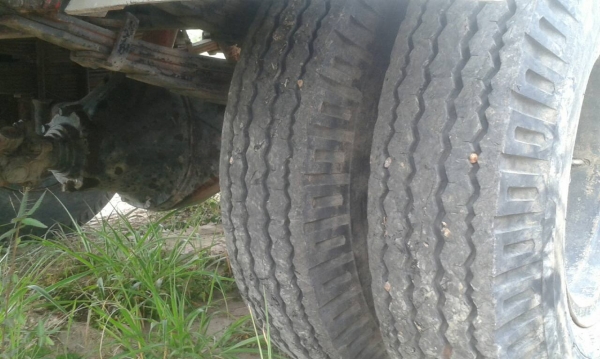 HINO FD3HLA เครื่อง180 แรง HO7C กะบะยาว 6 เมตร ยาง825 เล่มพร้อมโอน