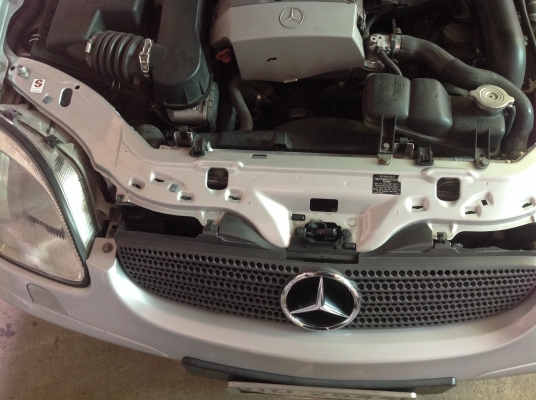 ขาย SLK230ตัว170. ปี01 สวย เดิม ดี รถออก0ทองหล่อครับ ระบบไฟฟ้าใช้ได้หมดครับ