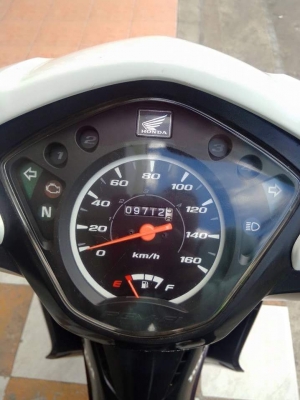 Honda Wave 110 i ปี 2556 รถสวย สภาพดี คงทน หัวฉีดประหยัดน้ำมันสุดๆ Honda Wave 110 i ปี 2556 รถสวย สภาพดี คงทน หัวฉีดประหยัดน้ำมันสุดๆ