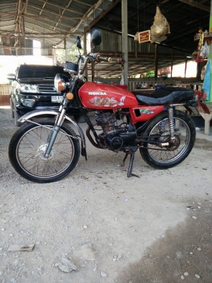 ขาย Cg125 สภาพตามรูป ทะเบียนขาดต่อ+พร้อมโอน