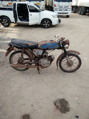 ขาย A100 สภาพแห้งๆ เดิมๆ ดิบๆ สนิมๆ ตามรูป ไม่มีเล่ม