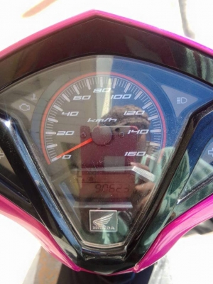 ใหม่ล่าสุด Honda Click 125i ปี 2556 สีชมพู ดำด้าน รุ่น Racing combi - brake รถสวยม๊ากมาก