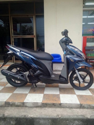 รถปลายปี 2555 Click 125 i ตัวท๊อปสุด รุ่น idling stop (ล้อแม็กซ์แท้) รถสวยเท่ห์มากๆ