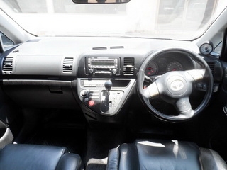 TOYOTA WISH 2.0 Q AUTO รถพร้อมใช้ จัดไฟแนน์ง่าย ไม่ต้องมีคนค้ำ T.086-527-9533