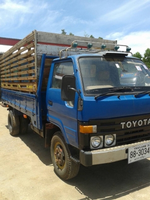 ขายรถโตโยต้ารู่นbu87 เลขเครื่องยนต์ 14b 115 แรงม้า