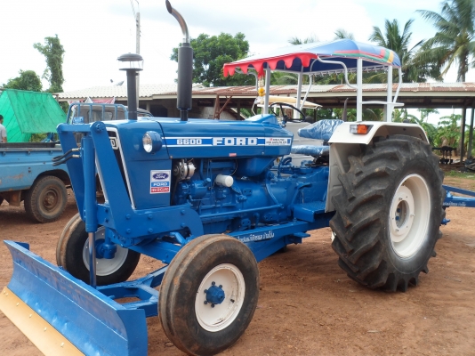 ขายรถไถ FORD 6600 T5 เสื้อเรียบ เช็คใหม่หมด จัดให้สำหรับท่านที่ชอบรถสภาพเดิมๆ หางสามและใบมีด พร้อมลุย