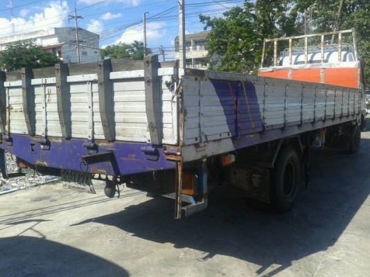 ขาย6ล้อHINO FC3J เครื่องJO7C ยาว 6.50เมตร รถต้องเก็บหัวหน่อยครับ