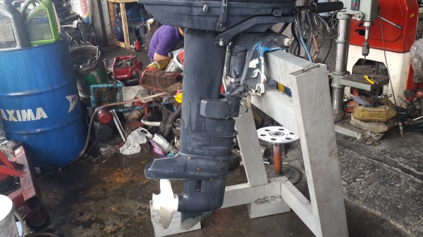 ขายเครื่องเรือ YAMAHA 30เเรง นำเข้าญี่ปุ่น สตาร์ทไฟฟ้า น้ำออกดี พร้อมใช้