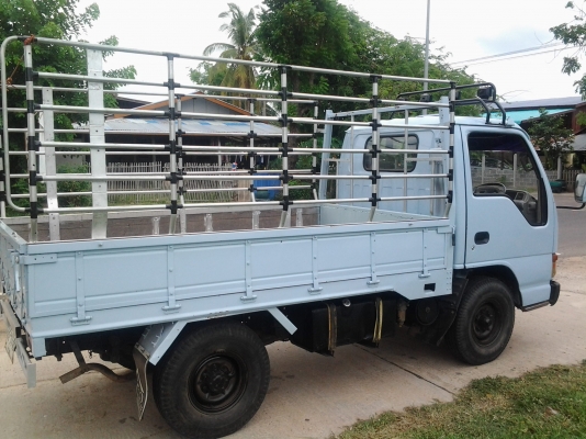 ISUZU 4ล้อ ปี39เครื่อง88 สภาพดีพร้อมใช้